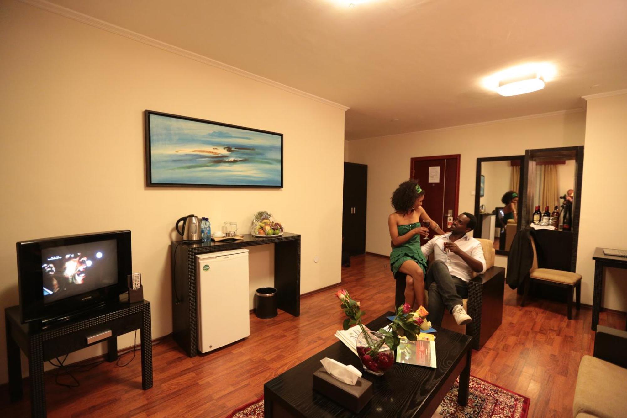 Wassamar Hotel Addis Abeba Exterior foto